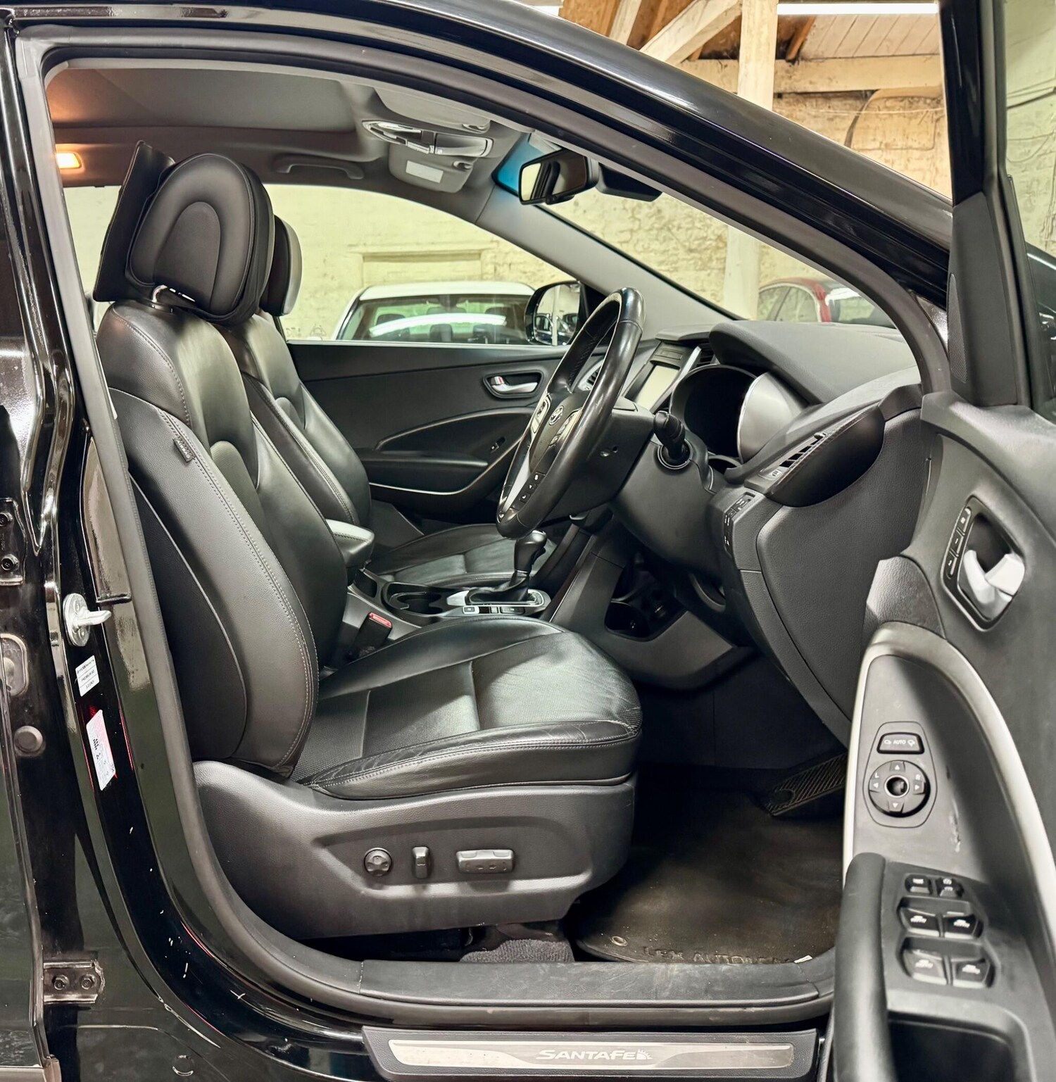 Used Hyundai Santa Fe 2016 for sale - 77841654: Photo 16
