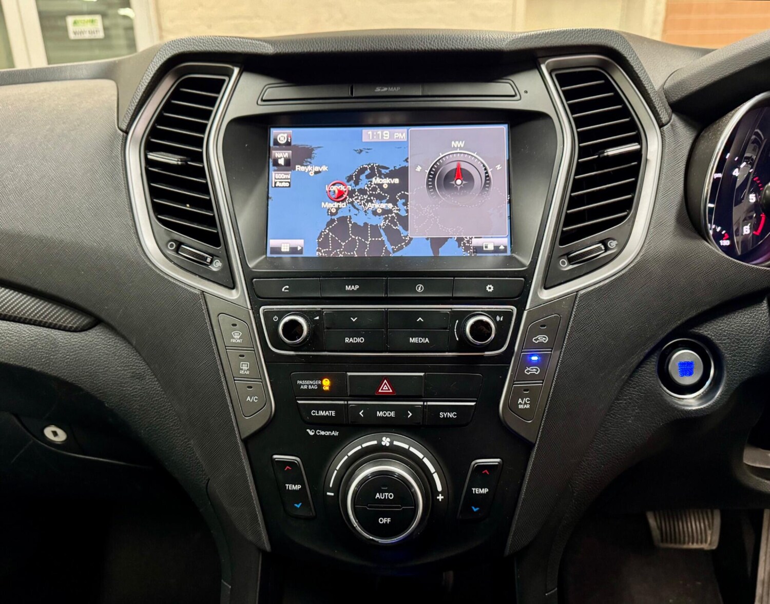 Used Hyundai Santa Fe 2016 for sale - 77841654: Photo 23