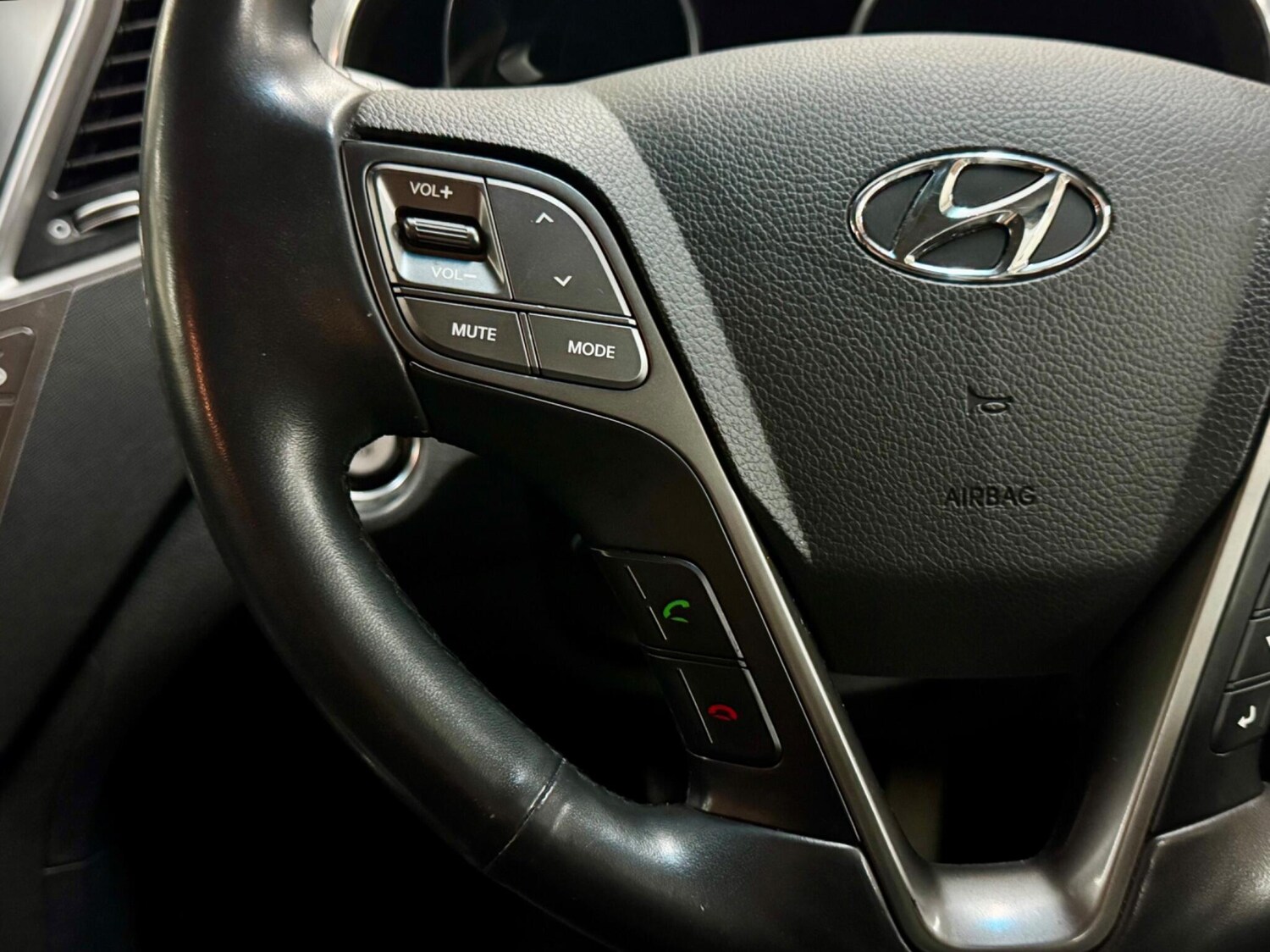 Used Hyundai Santa Fe 2016 for sale - 77841654: Photo 25