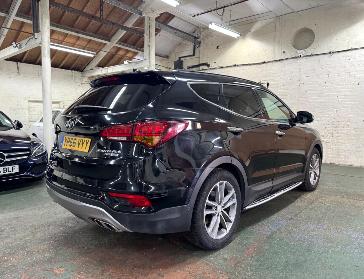 Used Hyundai Santa Fe 2016 for sale - 77841654: Photo 9