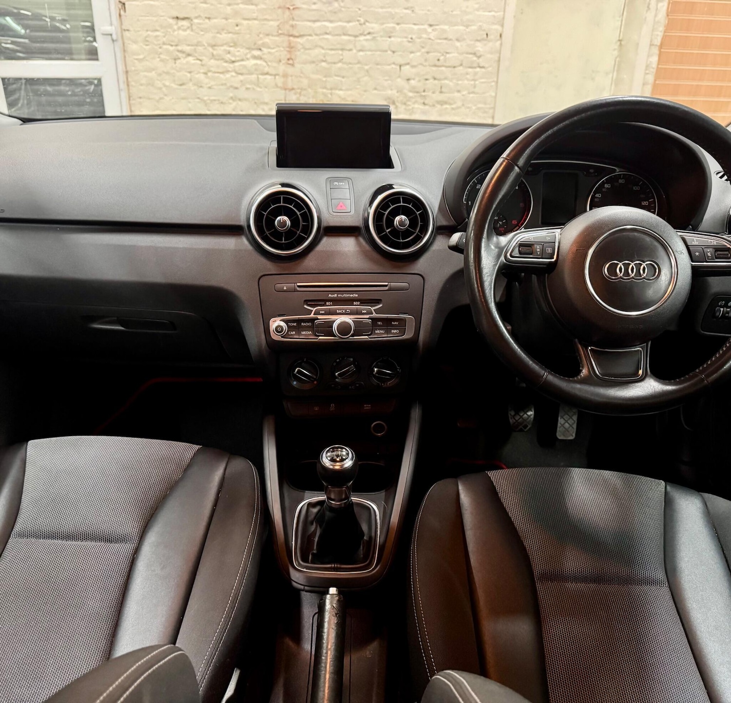 Used Audi A1 2015 for sale - 76949828: Photo 13
