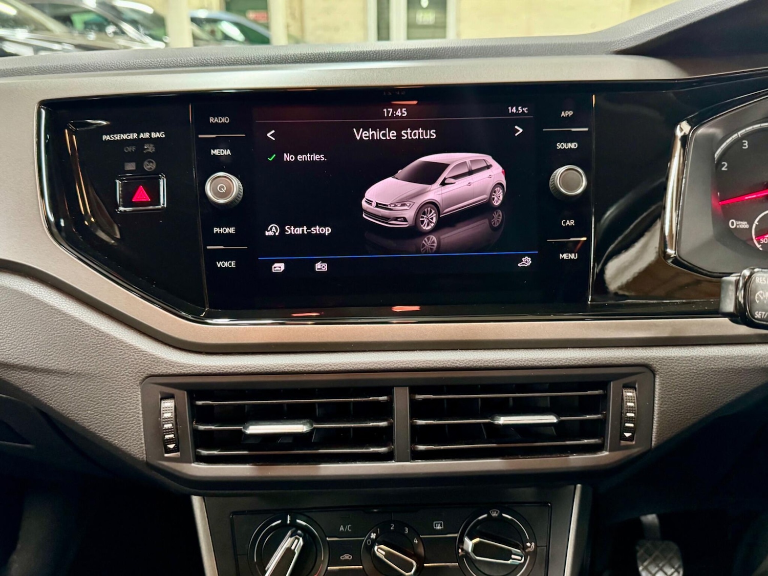 Used Volkswagen Polo 2019 for sale - 77373126: Photo 23