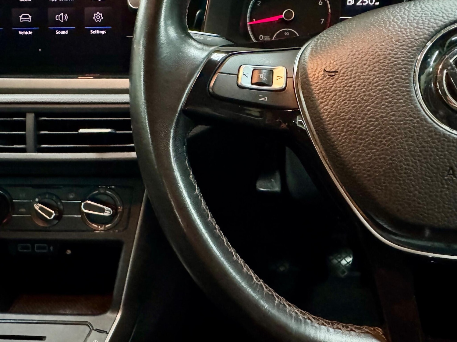 Used Volkswagen Polo 2019 for sale - 77373126: Photo 25