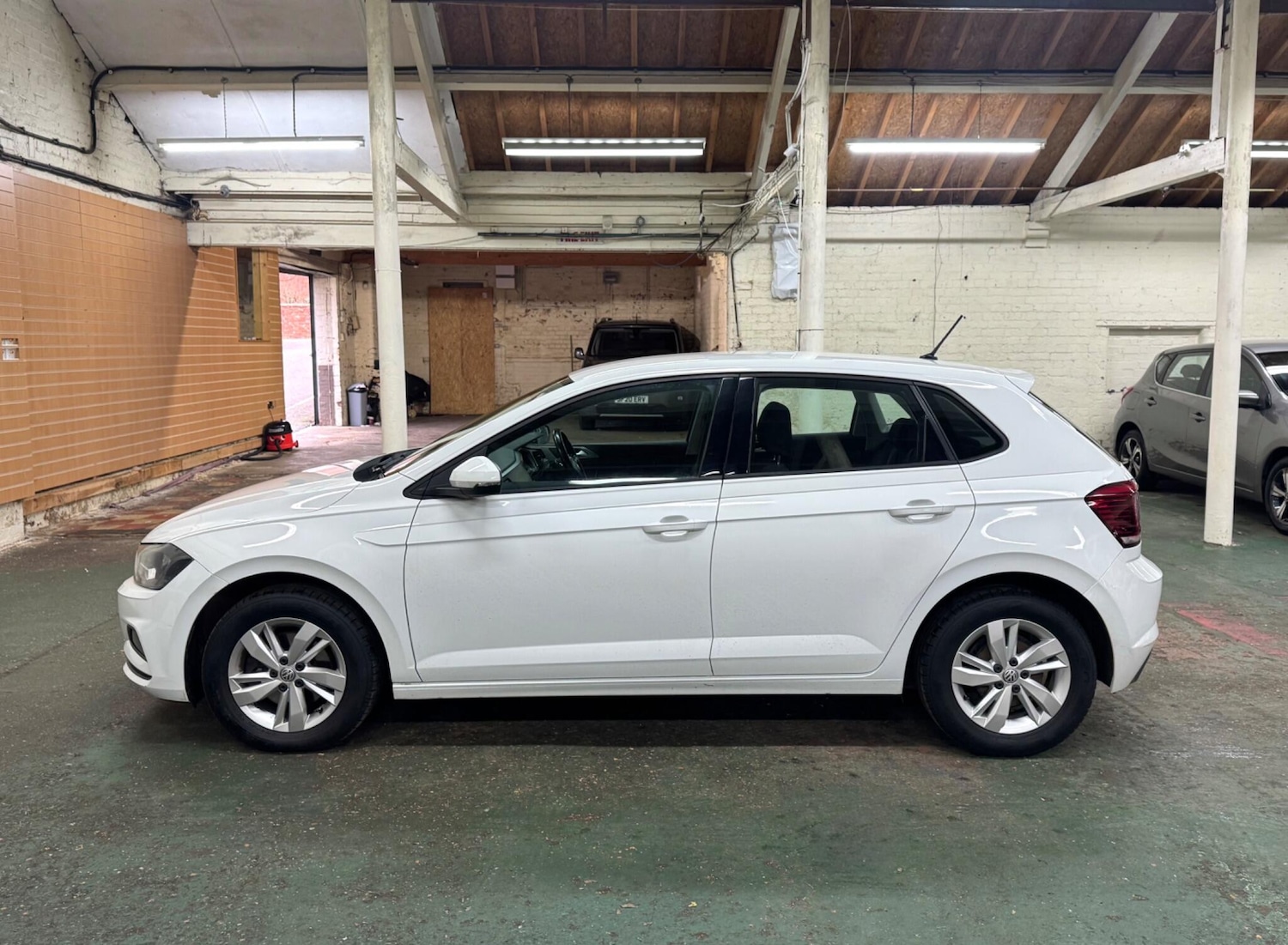 Used Volkswagen Polo 2019 for sale - 77373126: Photo 5