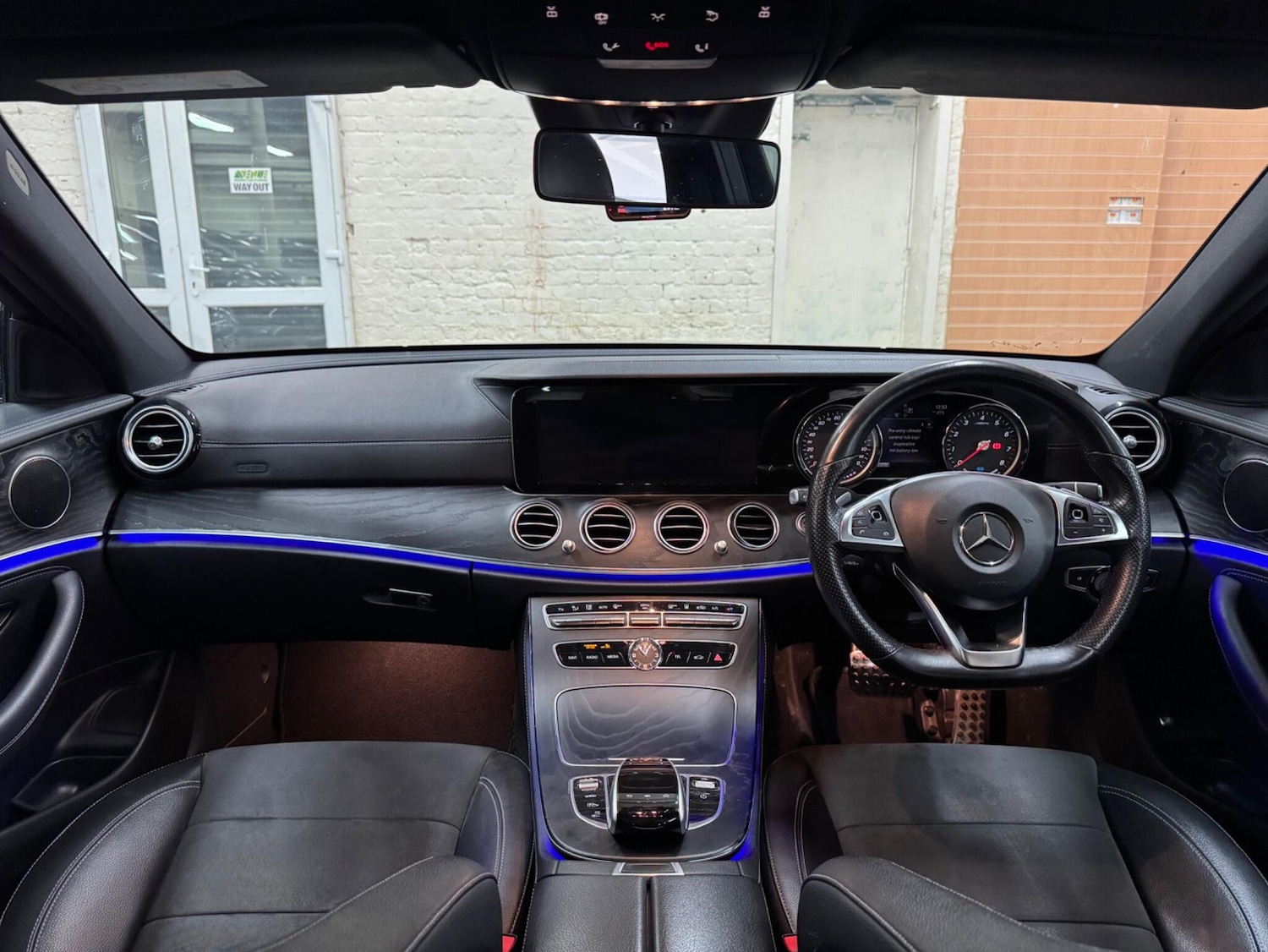 Used Mercedes-Benz E Class 2018 for sale - 76690889: Photo 13