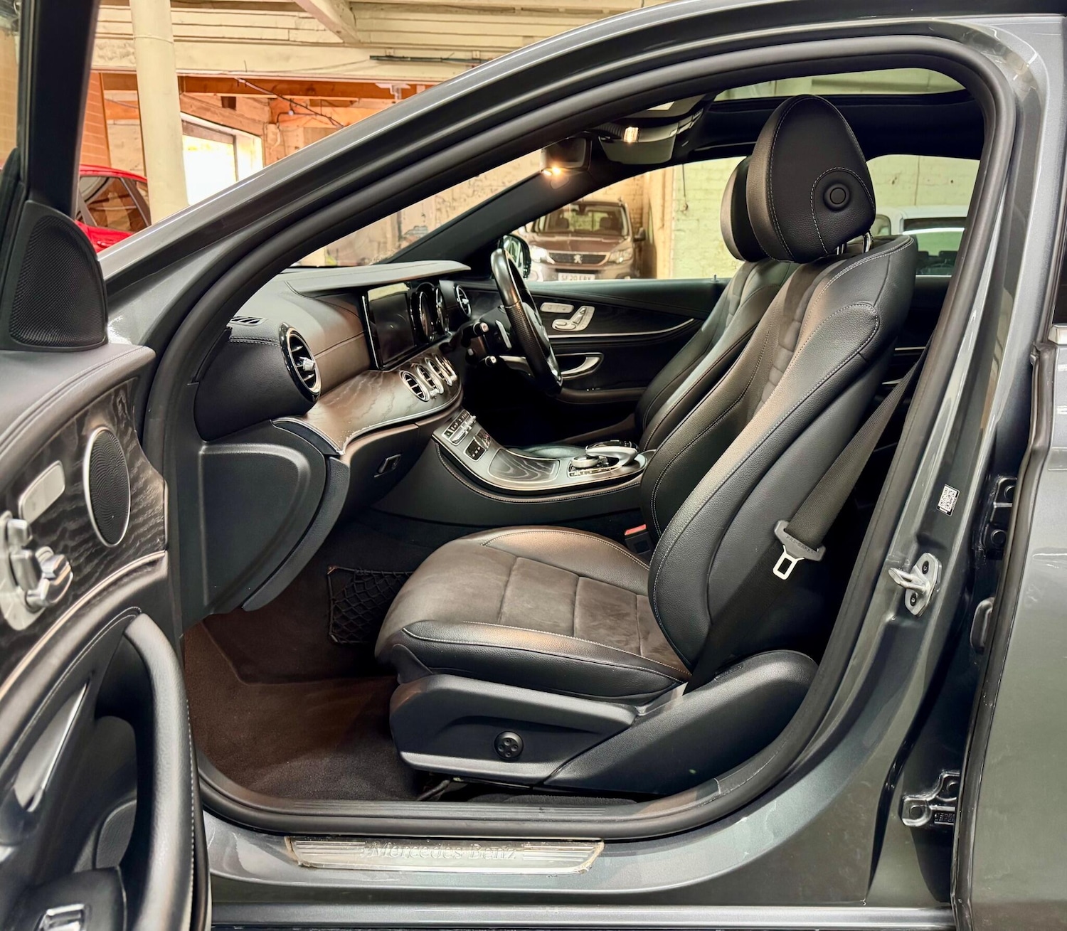 Used Mercedes-Benz E Class 2018 for sale - 76690889: Photo 17