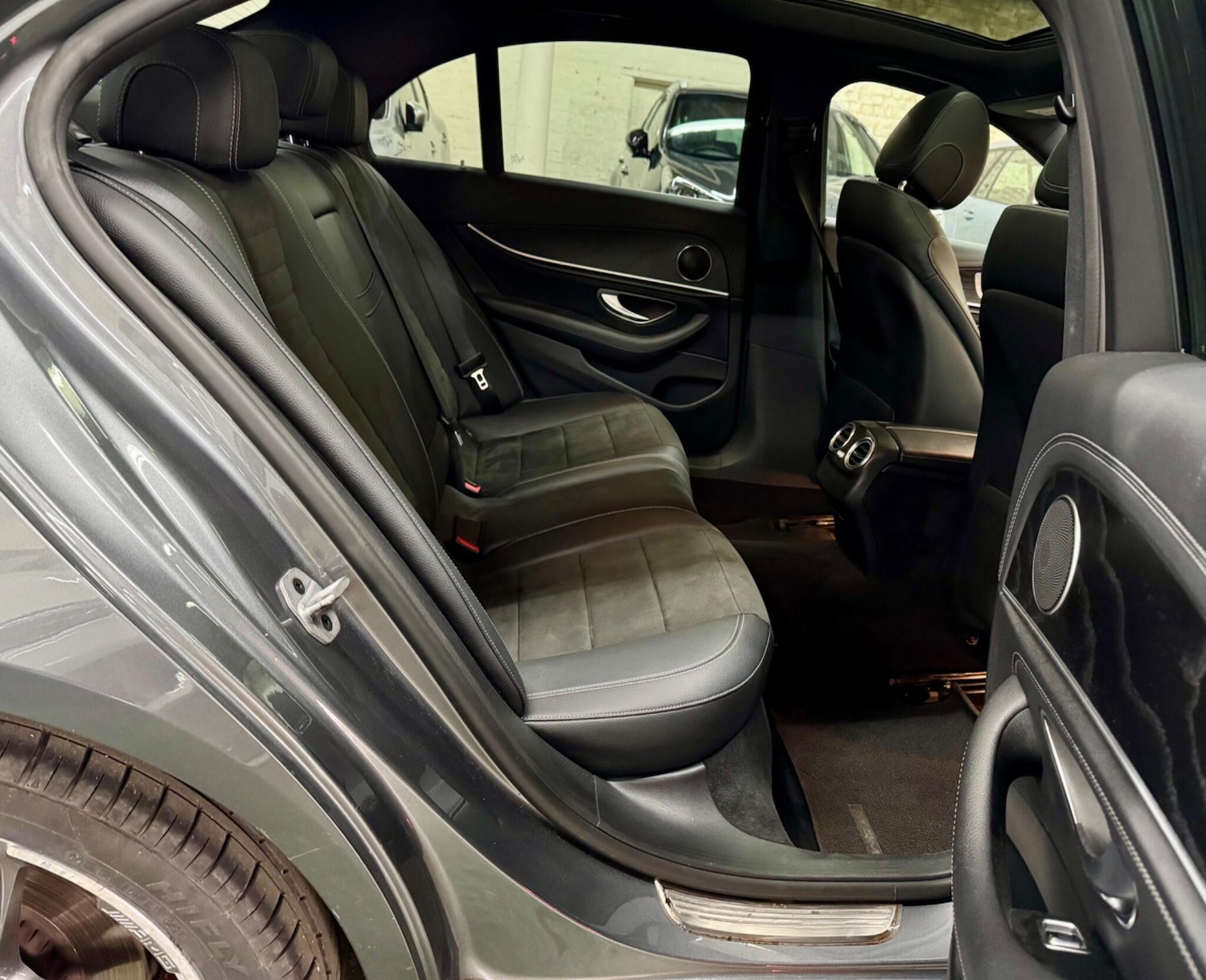 Used Mercedes-Benz E Class 2018 for sale - 76690889: Photo 18