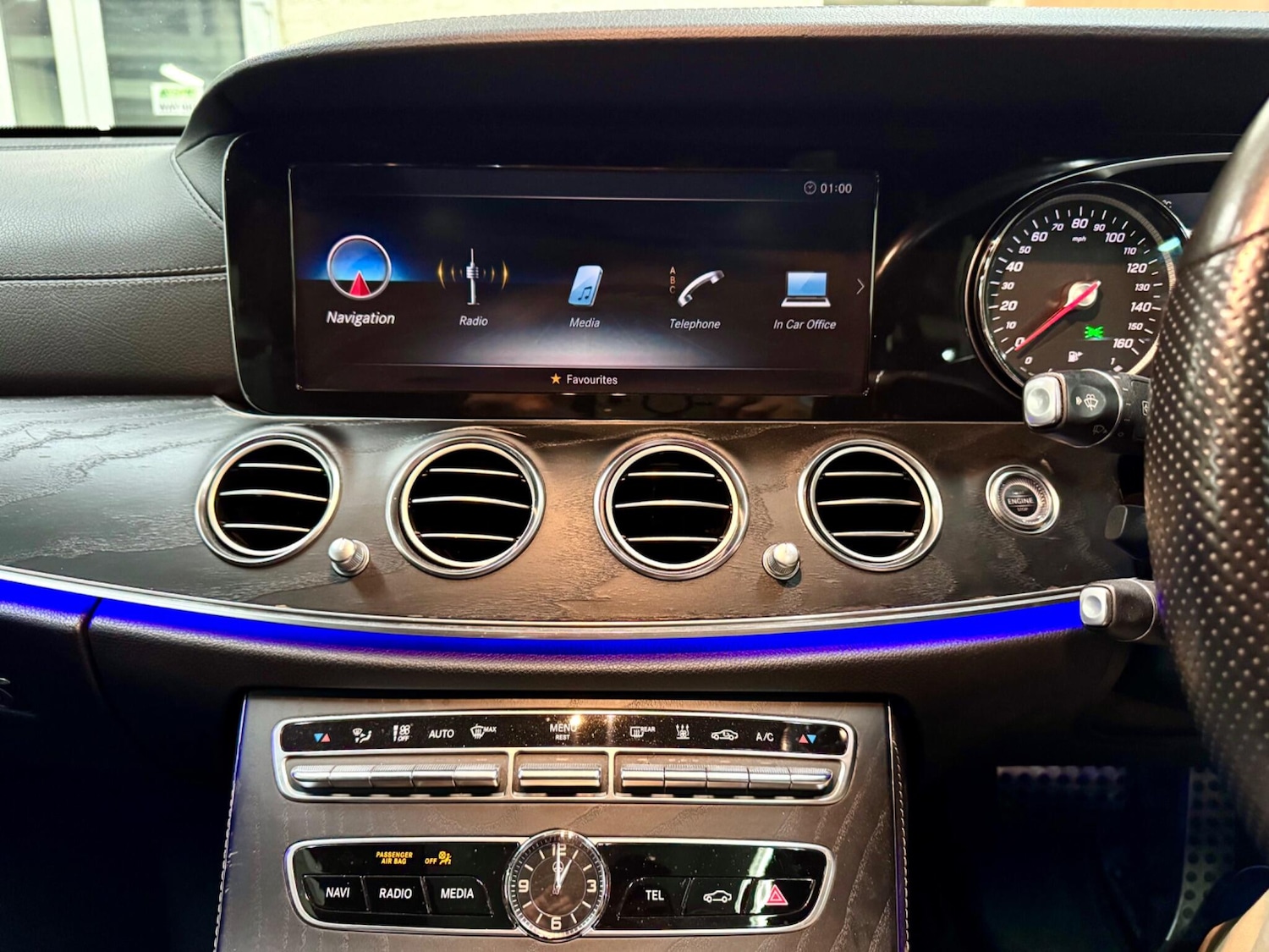 Used Mercedes-Benz E Class 2018 for sale - 76690889: Photo 20