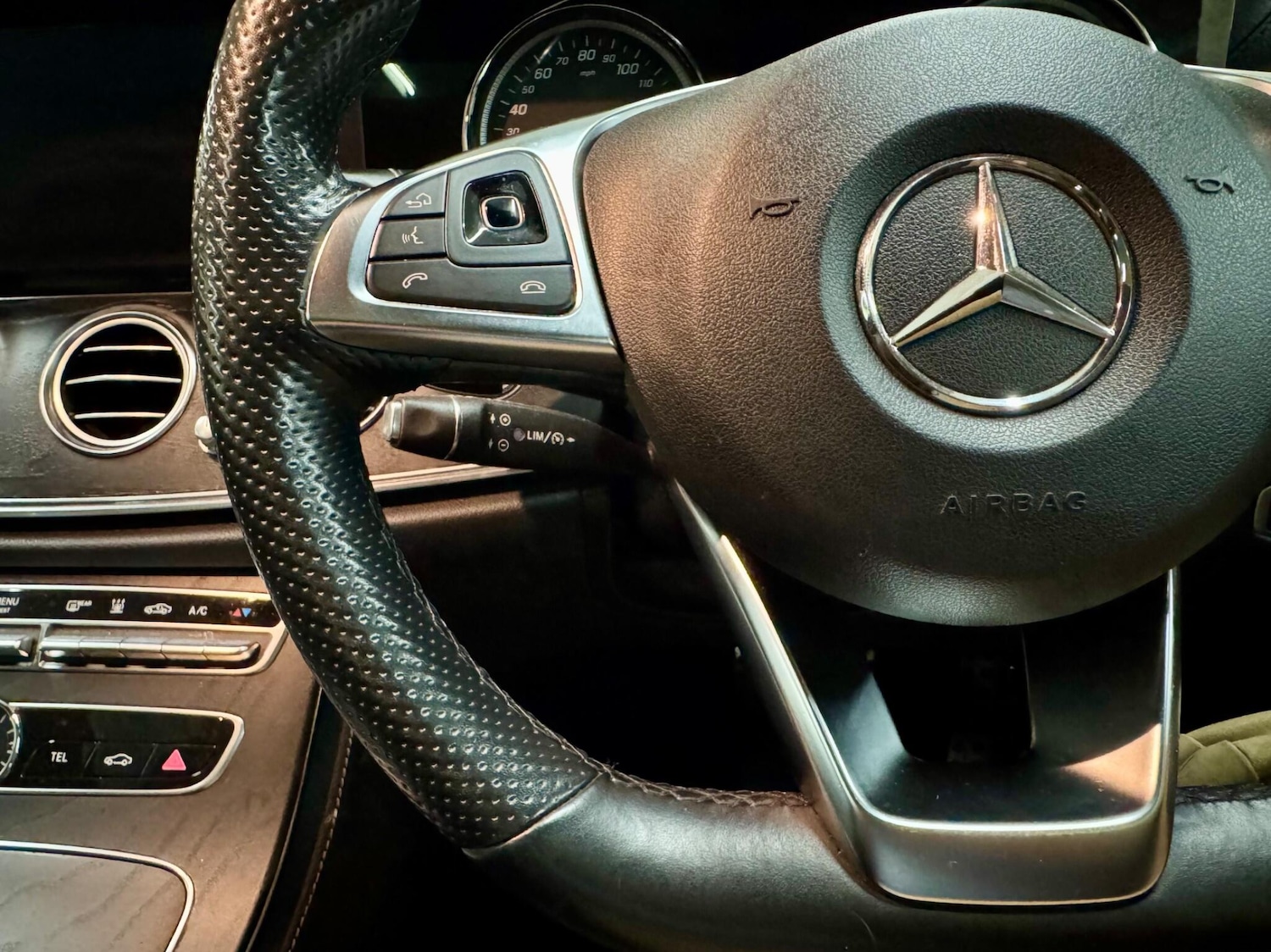 Used Mercedes-Benz E Class 2018 for sale - 76690889: Photo 25