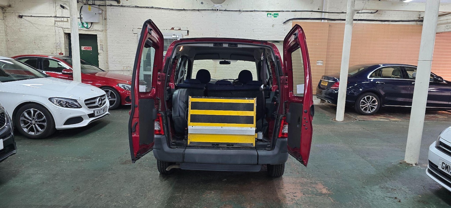 Used Peugeot Partner 2010 for sale - 77715562: Photo 11