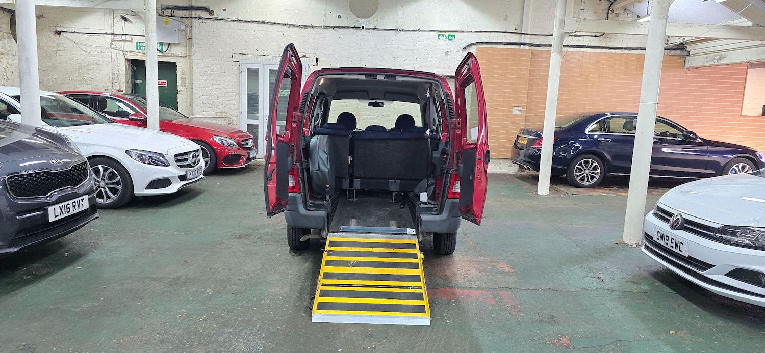 Used Peugeot Partner 2010 for sale - 77715562: Photo 12