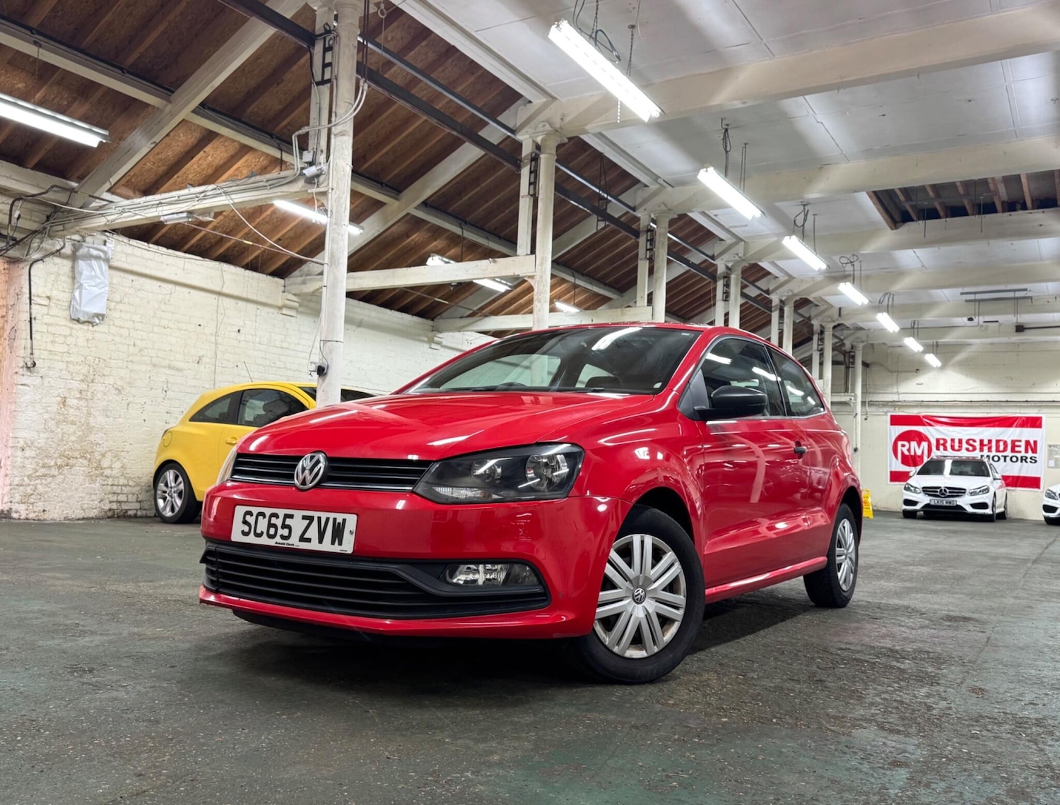 Used Volkswagen Polo 2015 for sale - 77205810: Photo 2