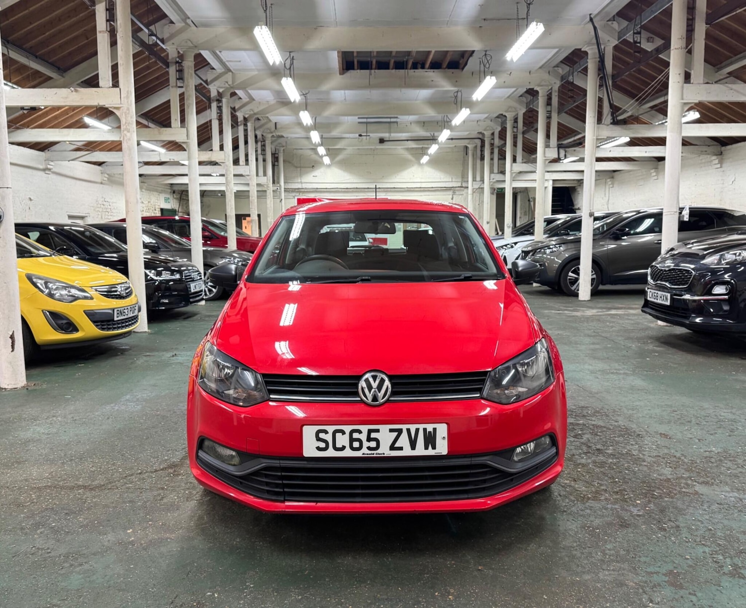 Used Volkswagen Polo 2015 for sale - 77205810: Photo 3