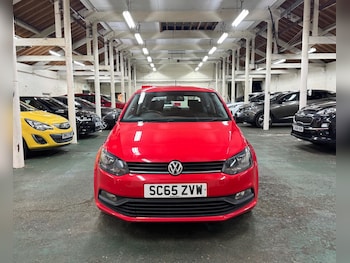 Used Volkswagen Polo 2015 for sale - 77205810: Photo