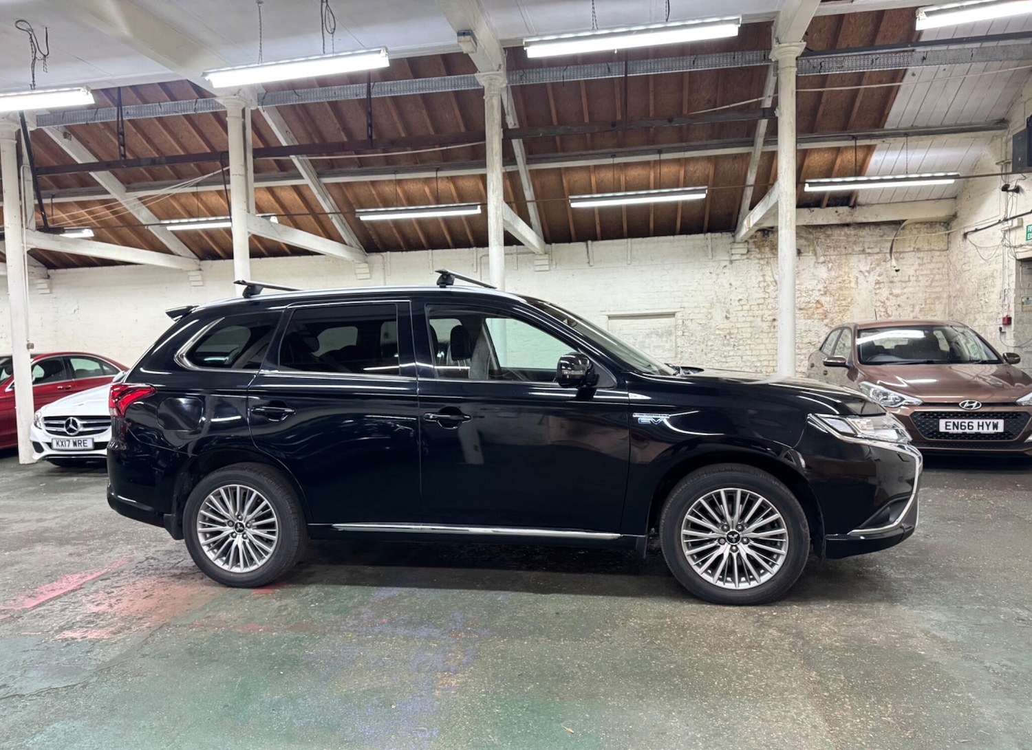 Used Mitsubishi Outlander 2020 for sale - 78022368: Photo 9