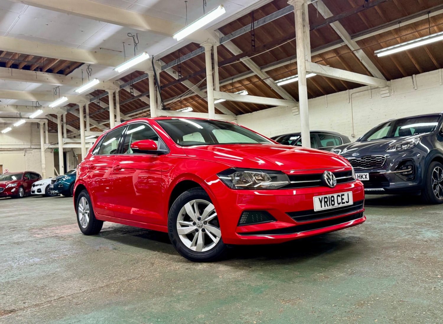 Used Volkswagen Polo 2018 for sale - 76690894: Photo 1