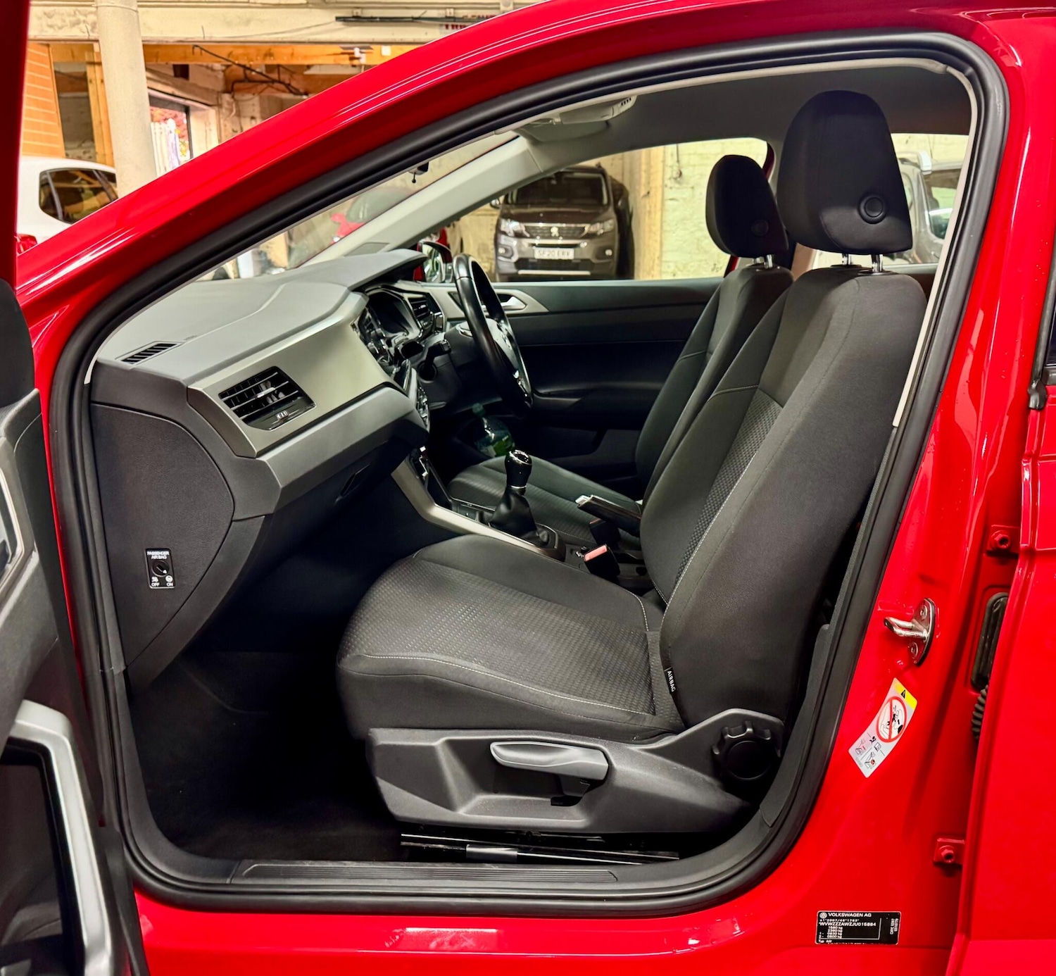 Used Volkswagen Polo 2018 for sale - 76690894: Photo 13