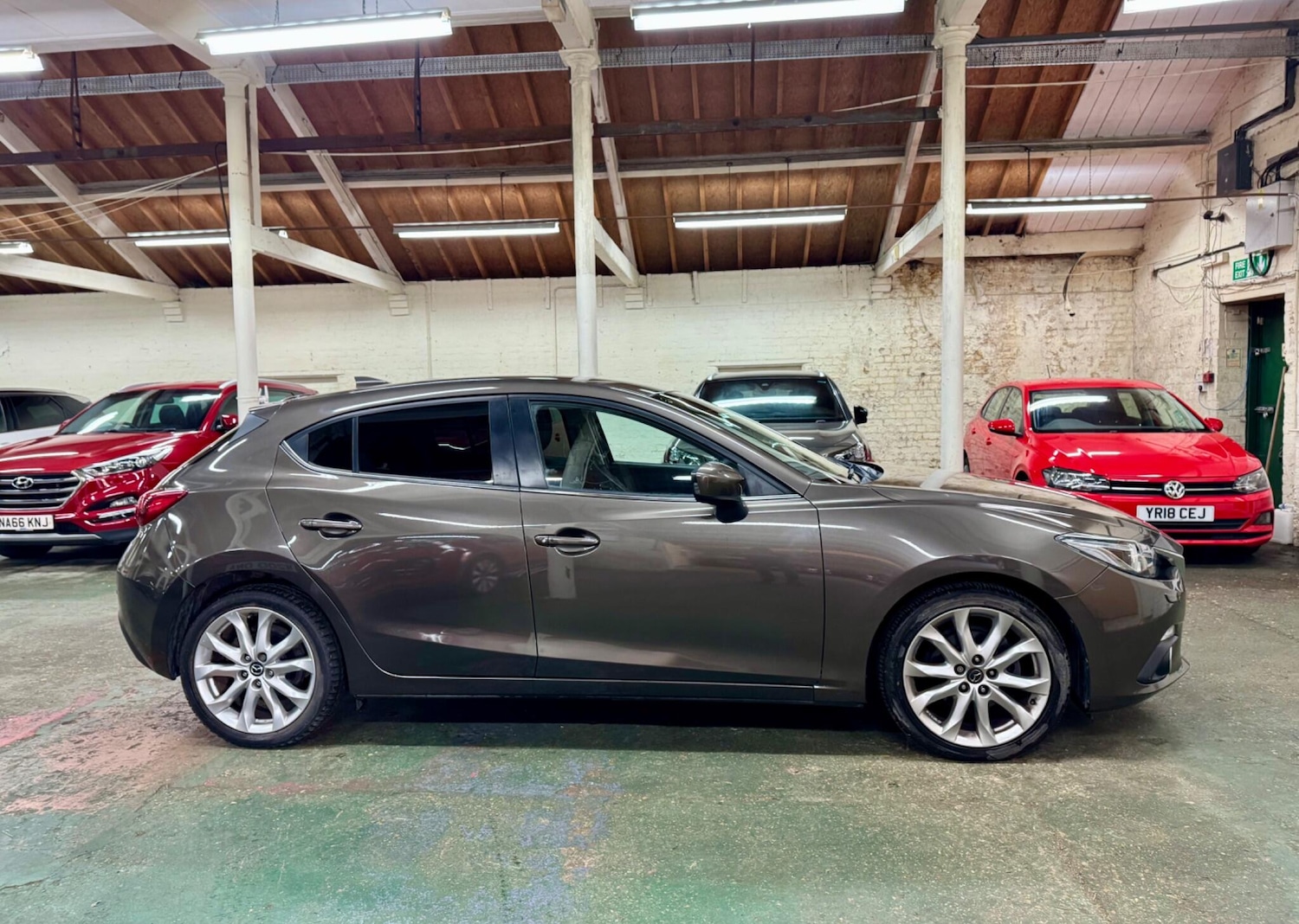 Used Mazda Mazda3 2015 for sale - 76798653: Photo 10