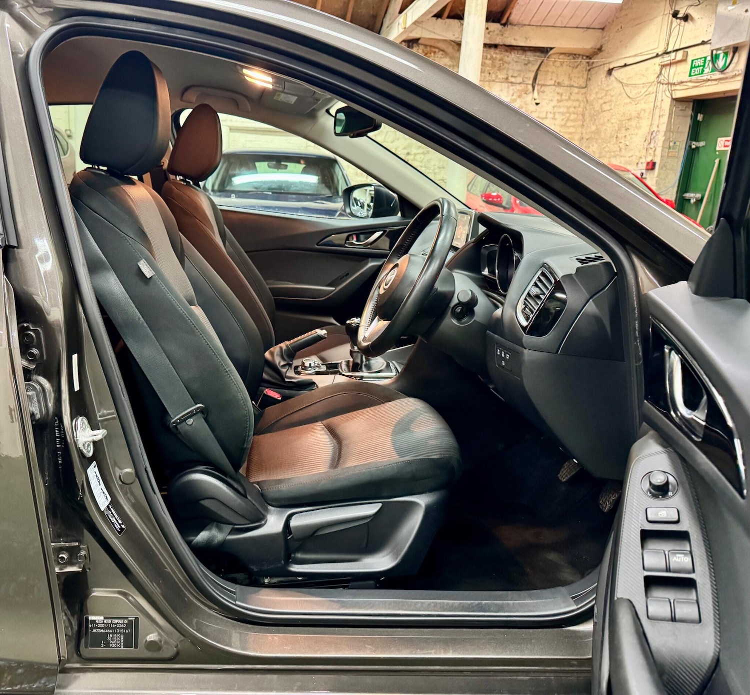 Used Mazda Mazda3 2015 for sale - 76798653: Photo 15