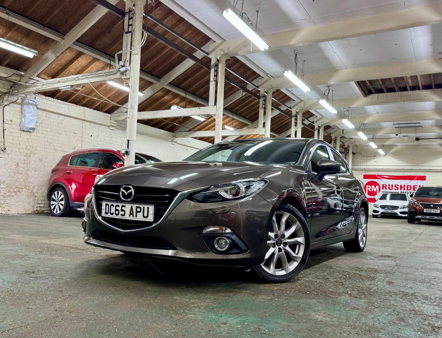 Used Mazda Mazda3 2015 for sale - 76798653: Photo 2