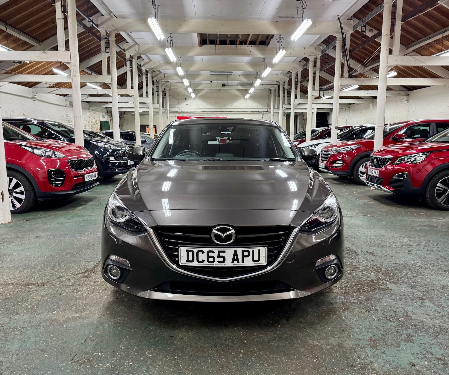 Used Mazda Mazda3 2015 for sale - 76798653: Photo 3