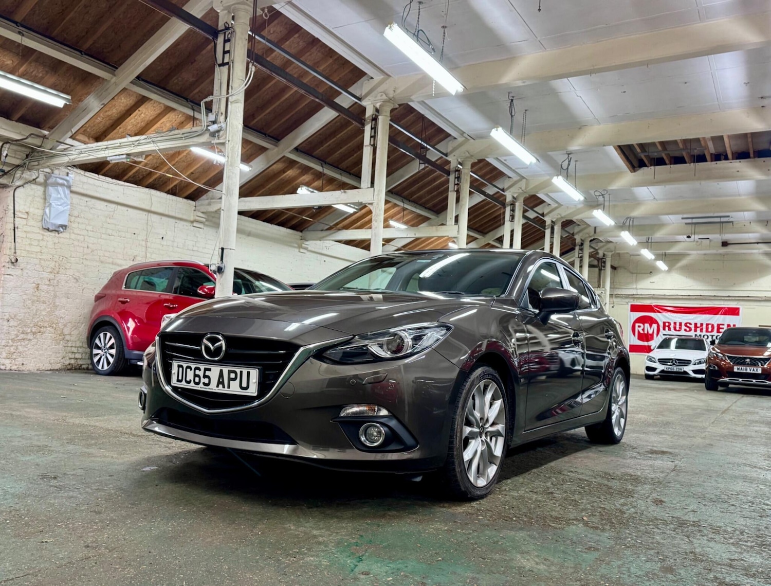 Used Mazda Mazda3 2015 for sale - 76798653: Photo 4