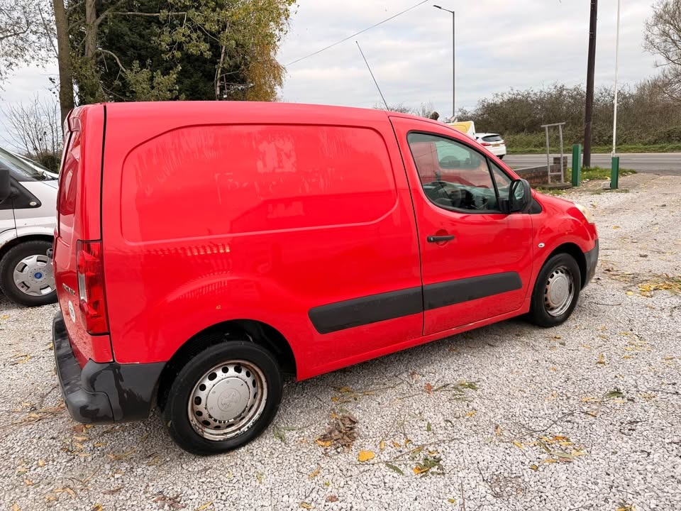 Used Peugeot Partner 2012 for sale - 77106184: Photo 4