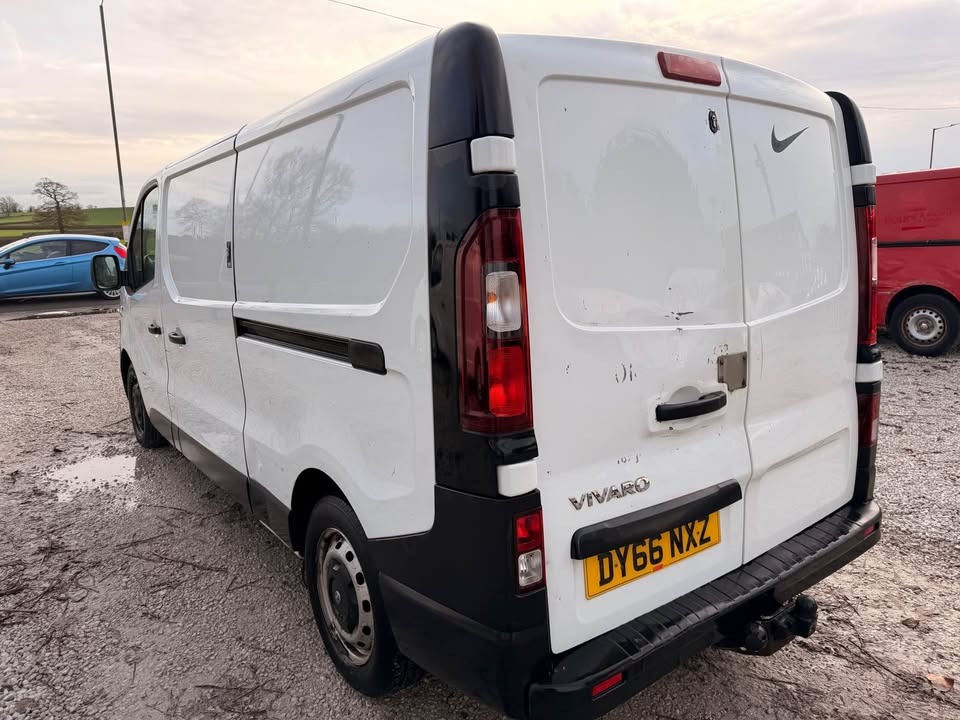 Used Vauxhall Vivaro 2016 for sale - 77113300: Photo 7