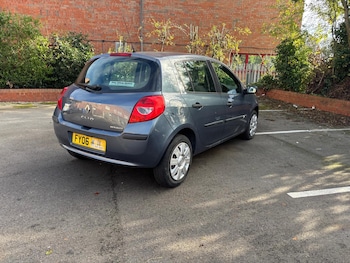 Used Renault Clio 2006 for sale - 76594760: Photo