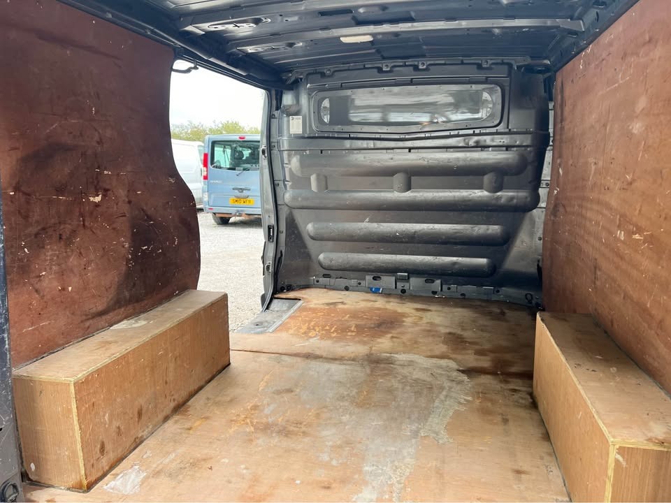 Used Vauxhall Vivaro 2013 for sale - 76379219: Photo 15