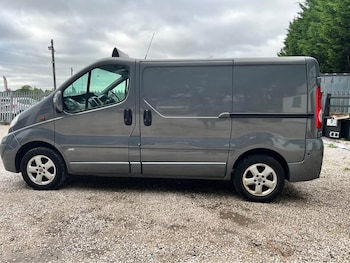 Vauxhall - Vivaro