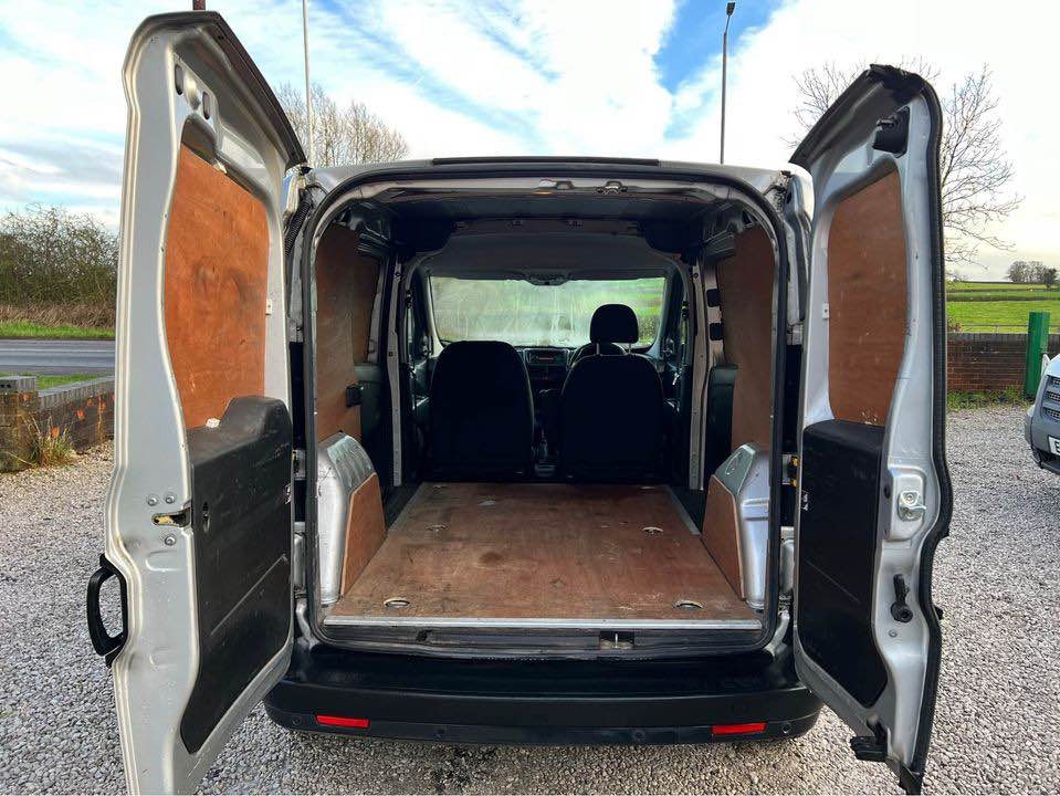 Used Vauxhall Combo 2013 for sale - 74693267: Photo 13