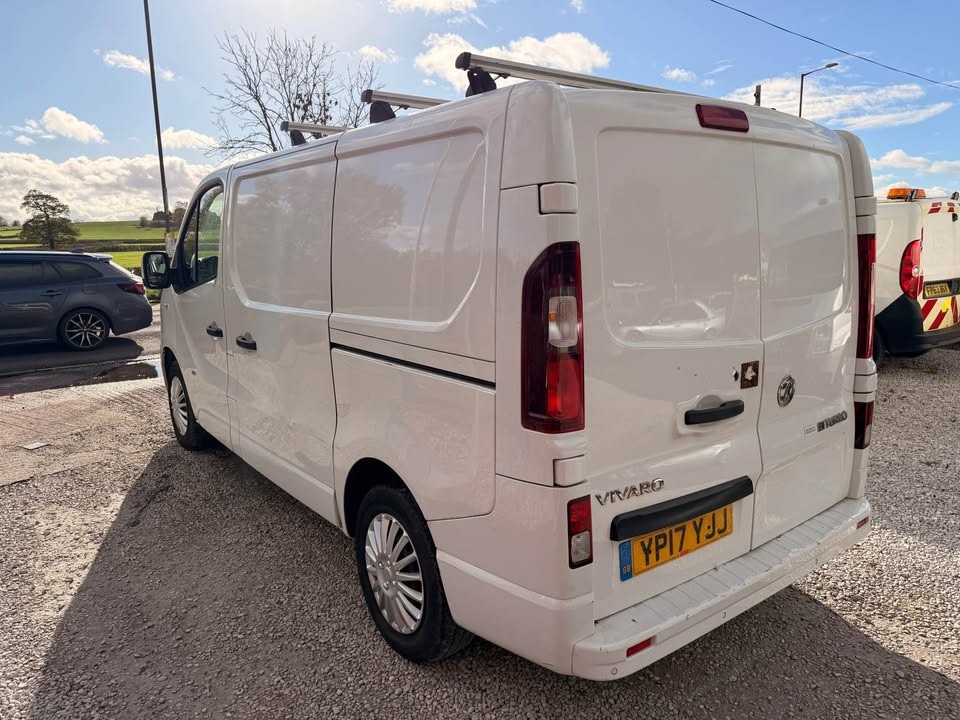 Used Vauxhall Vivaro 2017 for sale - 77106187: Photo 8