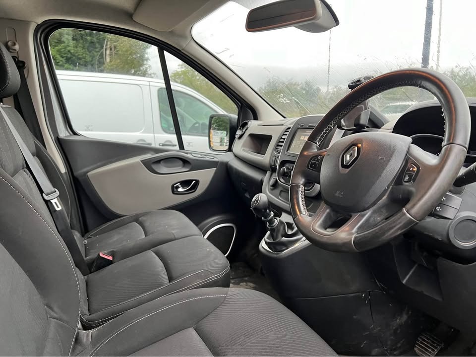 Used Renault Trafic 2015 for sale - 76177013: Photo 11