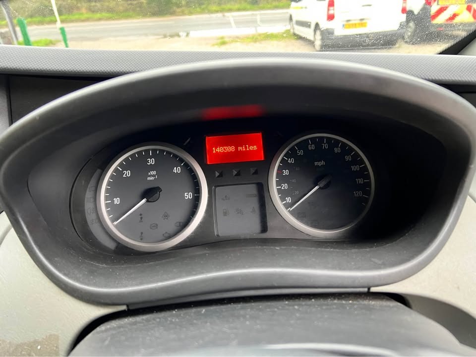 Used Vauxhall Vivaro 2013 for sale - 76172485: Photo 8