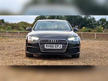 Used Audi A4 2016 for sale - 75635726: Photo