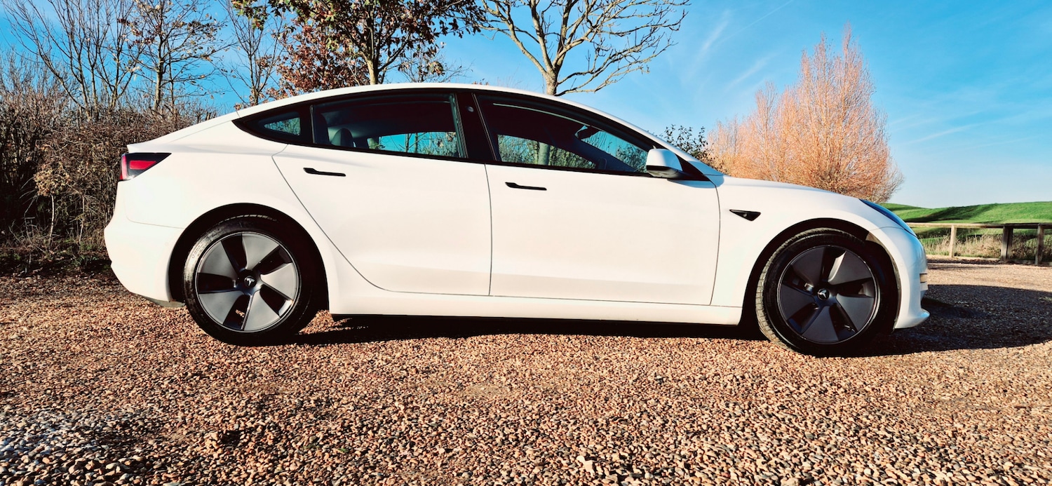 Used Tesla Model 3 2021 for sale - 76719502: Photo 3