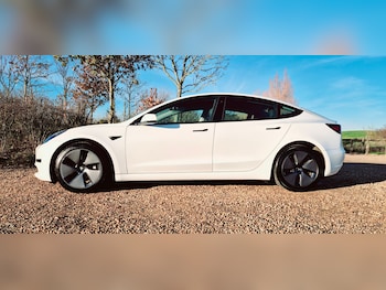 Used Tesla Model 3 2021 for sale - 76719502: Photo