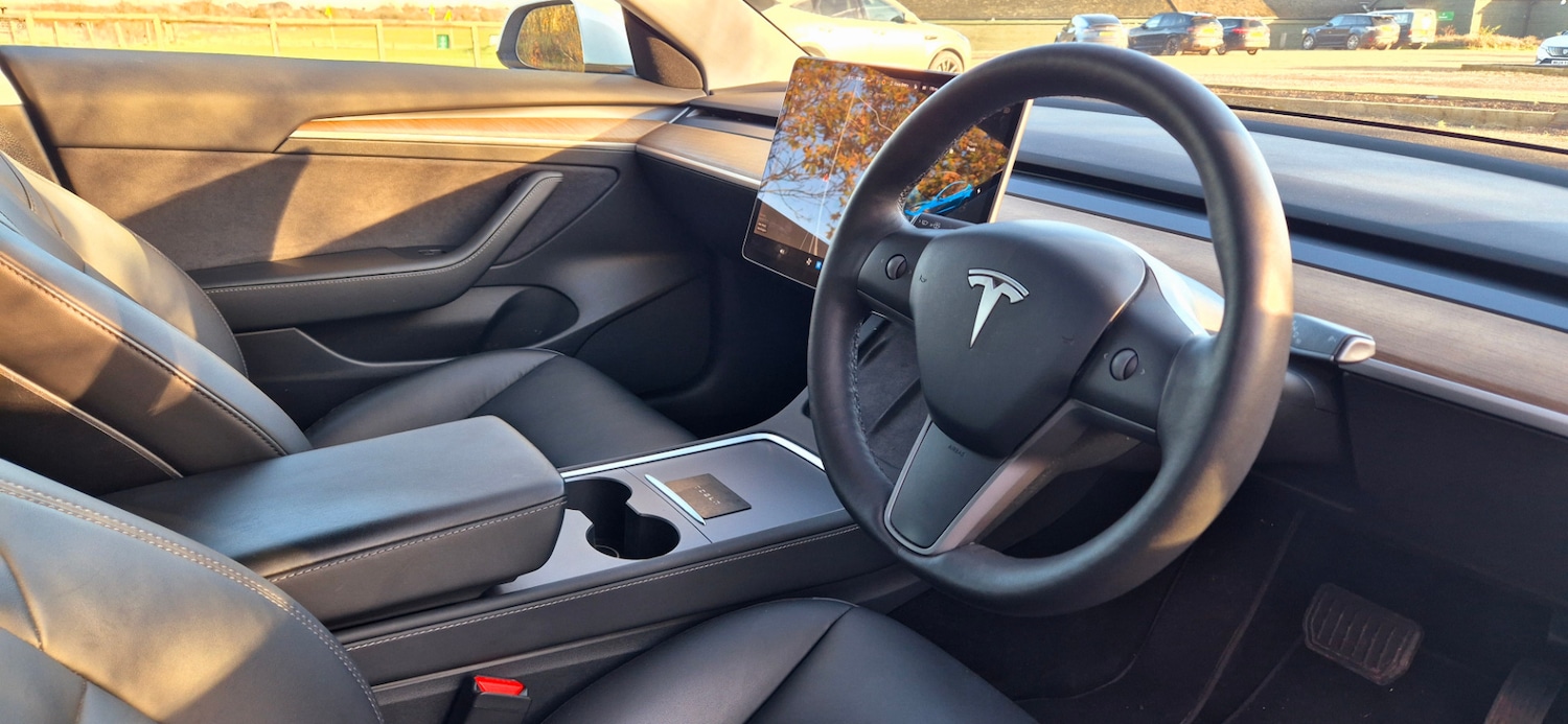 Used Tesla Model 3 2021 for sale - 76719502: Photo 8