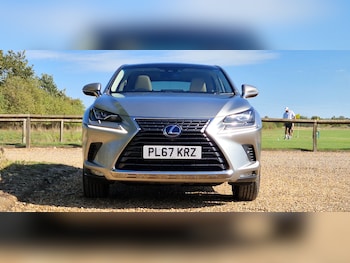 Used Lexus NX 2018 for sale - 76238517: Photo 2
