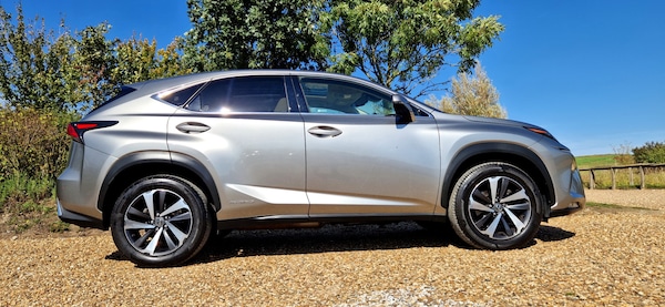 Used Lexus NX 2018 for sale - 76238517: Photo 4