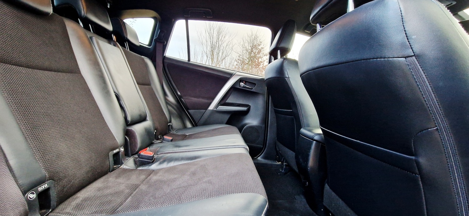 Used Toyota RAV4 2016 for sale - 77053922: Photo 12