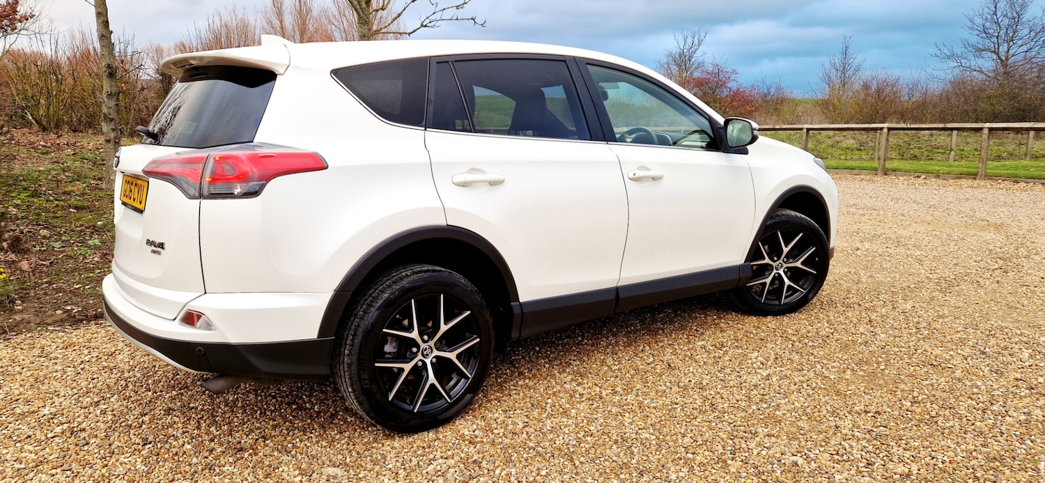 Used Toyota RAV4 2016 for sale - 77053922: Photo 15