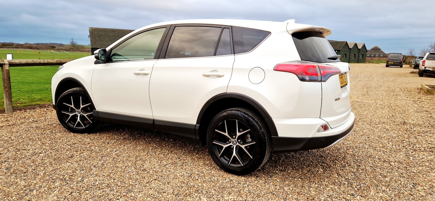 Used Toyota RAV4 2016 for sale - 77053922: Photo 17