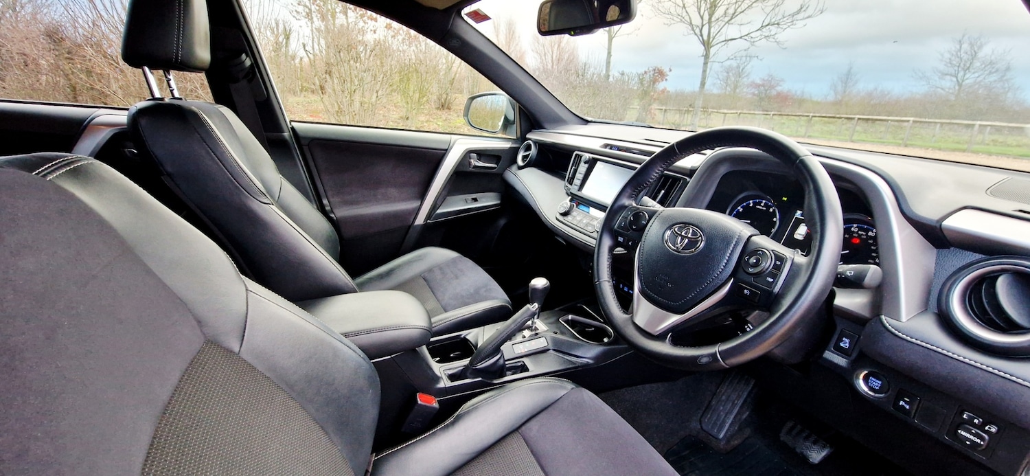 Used Toyota RAV4 2016 for sale - 77053922: Photo 29