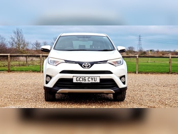 Used Toyota RAV4 2016 for sale - 77053922: Photo
