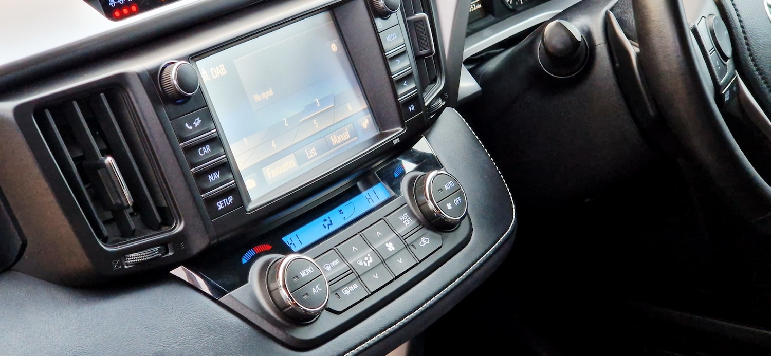 Used Toyota RAV4 2016 for sale - 77053922: Photo 32