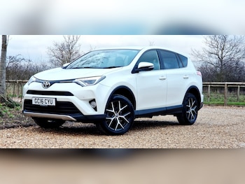 Used Toyota RAV4 2016 for sale - 77053922: Photo