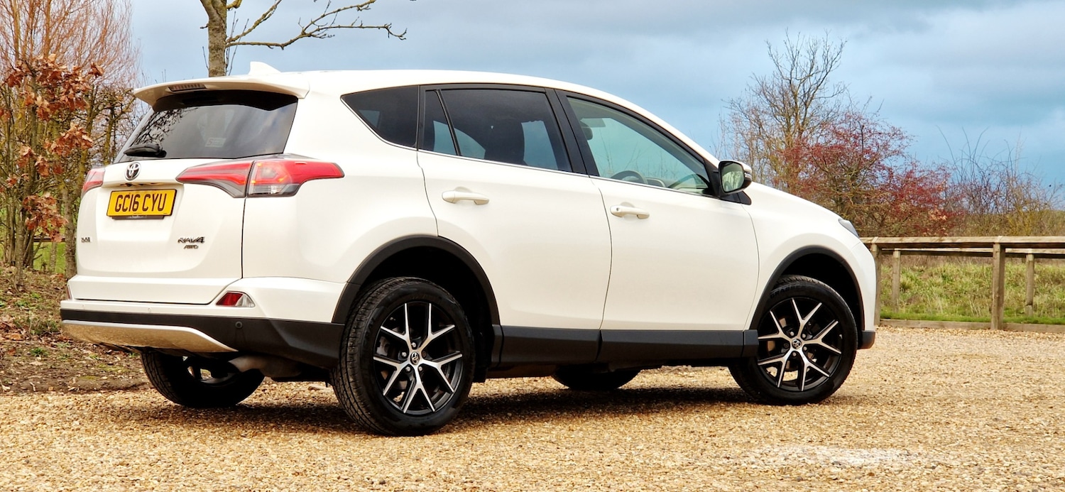 Used Toyota RAV4 2016 for sale - 77053922: Photo 6