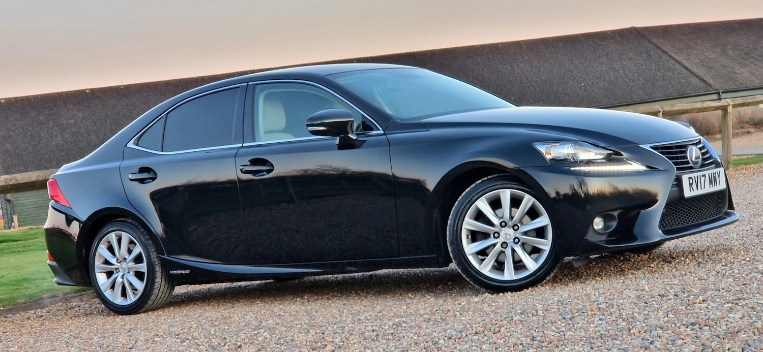 Used Lexus IS 2017 for sale - 77979083: Photo 27